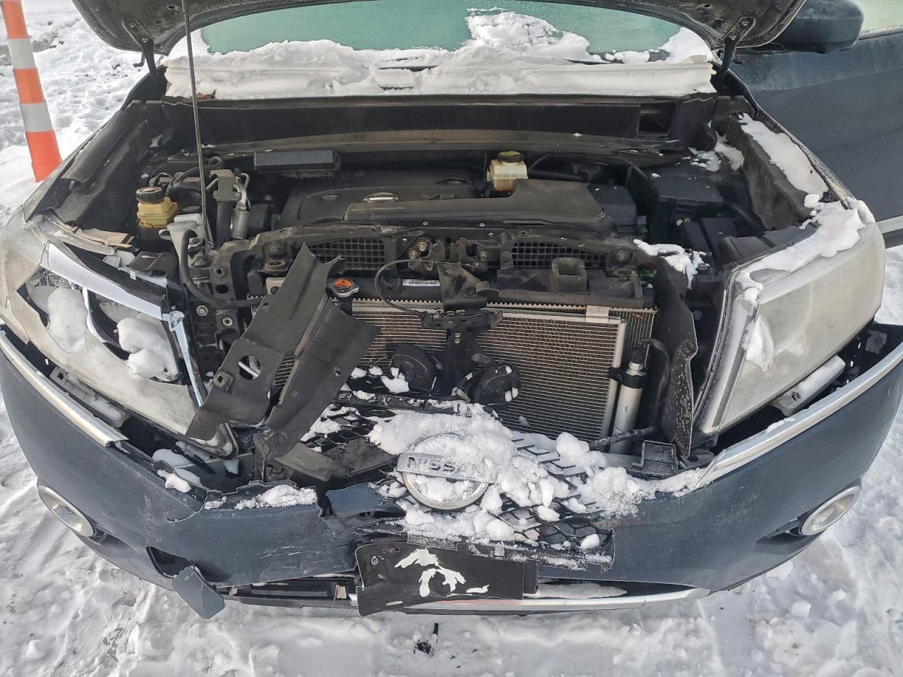 2015 NISSAN PATHFINDER