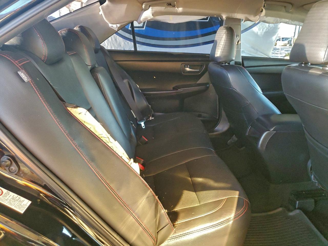 2015 TOYOTA CAMRY