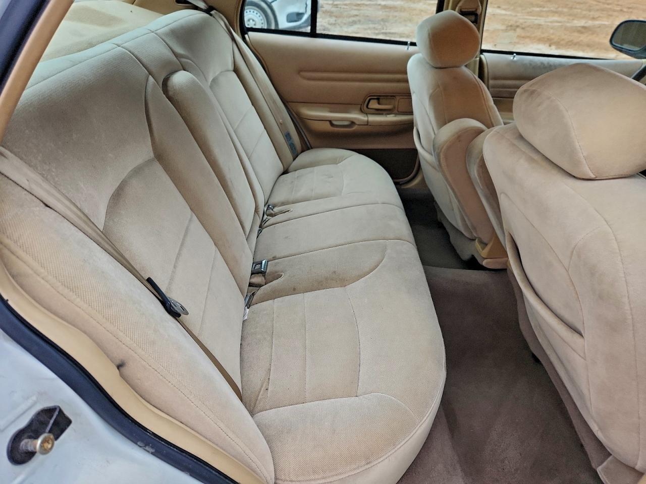 1998 FORD Crown Victoria