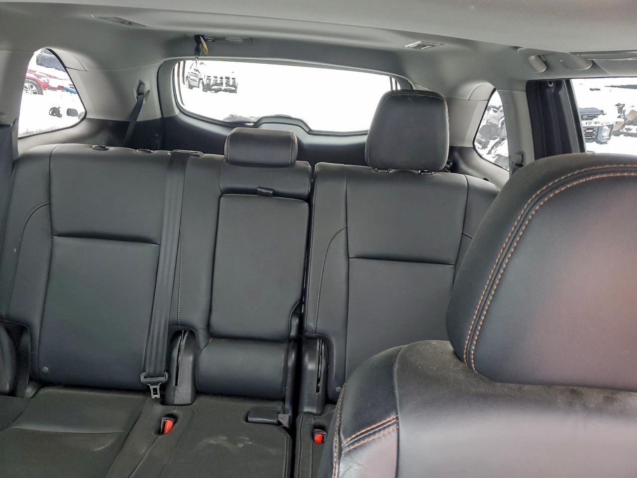 2016 TOYOTA HIGHLANDER