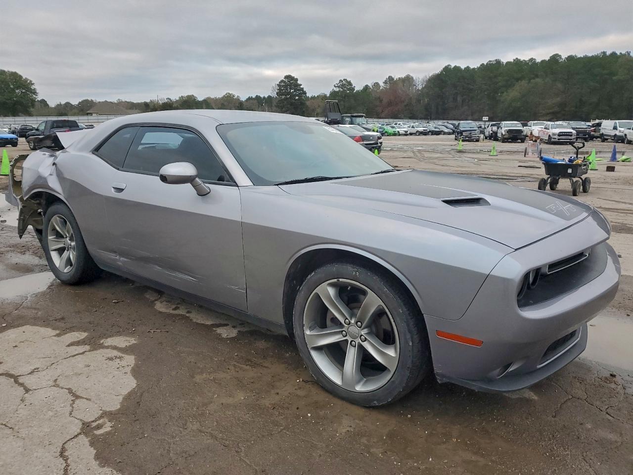2015 DODGE Challenger