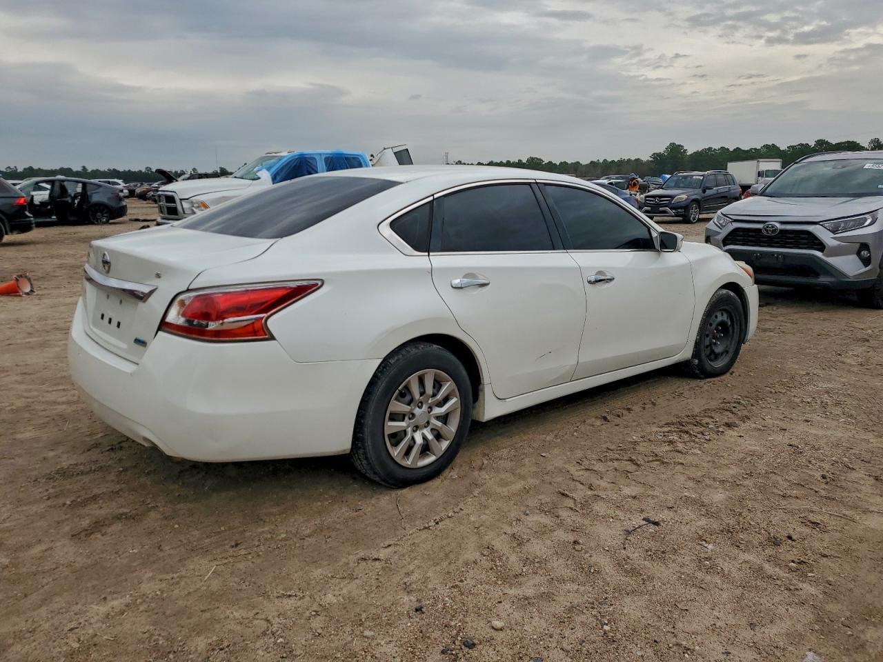 2013 NISSAN ALTIMA