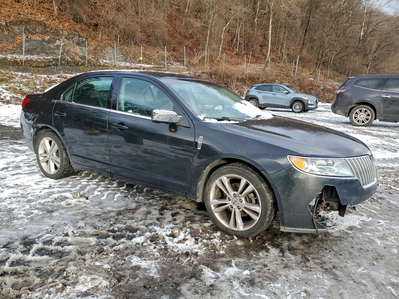 2011 LINCOLN MKZ