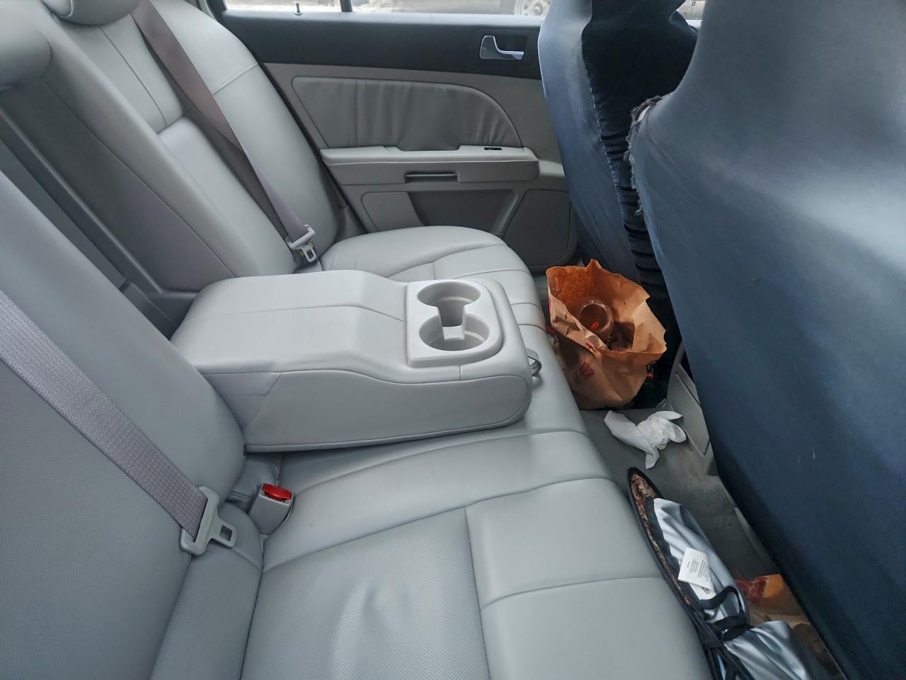 2005 CADILLAC STS