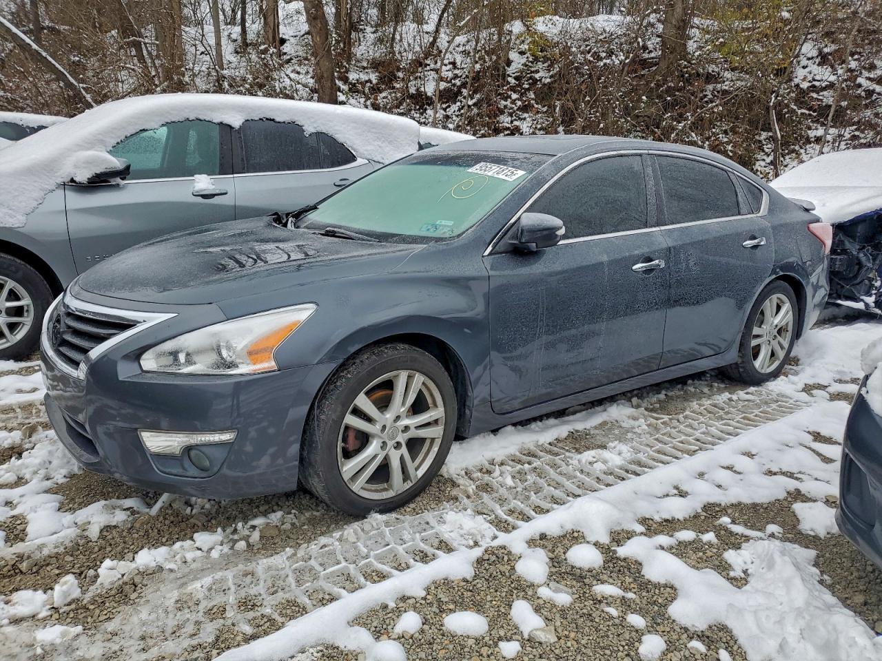 2013 NISSAN ALTIMA