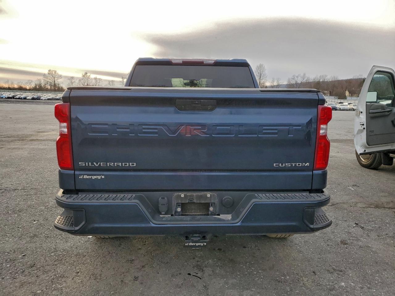 2021 CHEVROLET Silverado