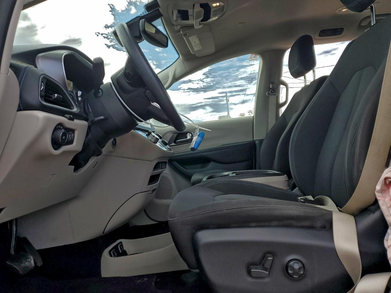 2021 CHRYSLER Pacifica