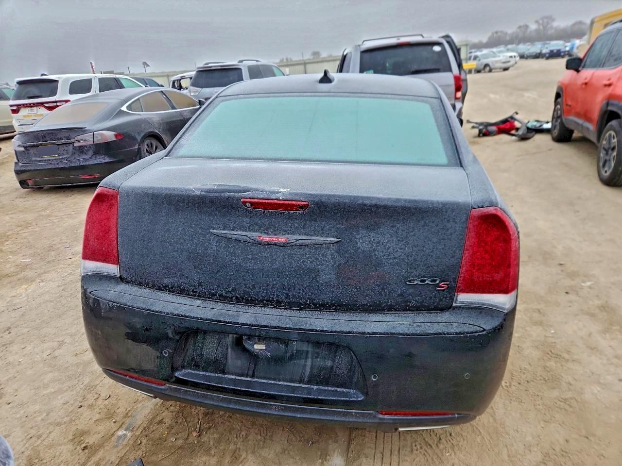 2021 CHRYSLER 300