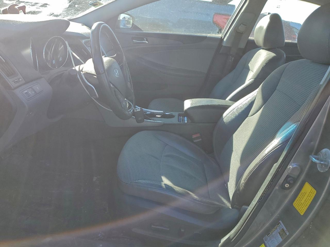 2011 HYUNDAI SONATA