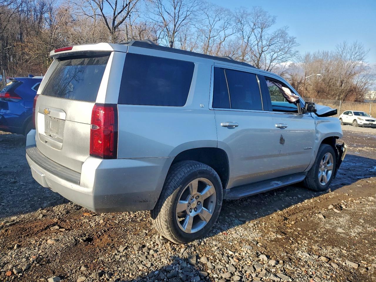 2016 CHEVROLET Tahoe