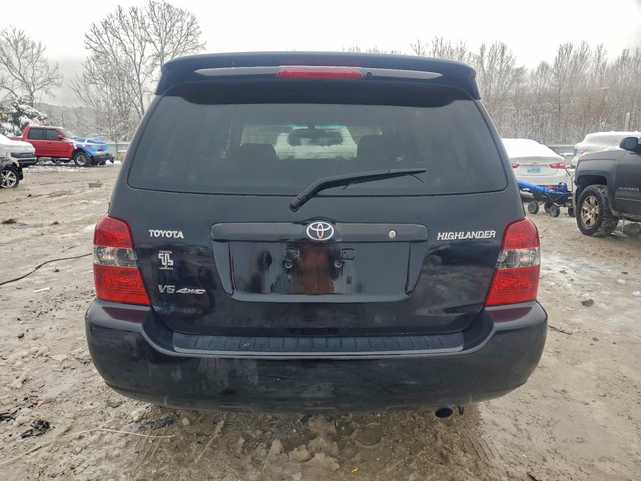 2004 TOYOTA HIGHLANDER