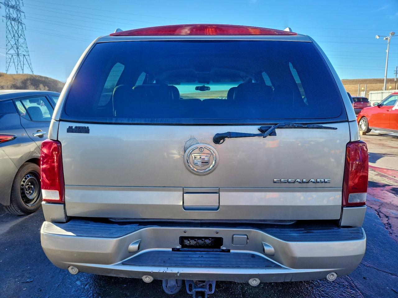 2002 CADILLAC ESCALADE