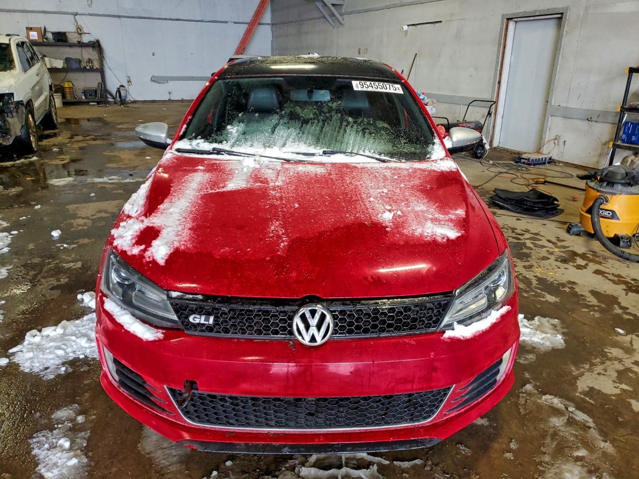 2013 VOLKSWAGEN JETTA