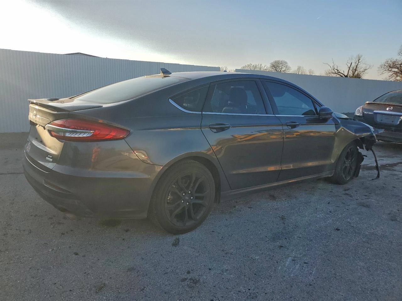 2019 FORD FUSION