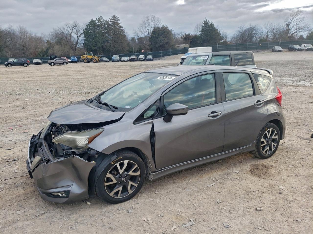2017 NISSAN Versa Note