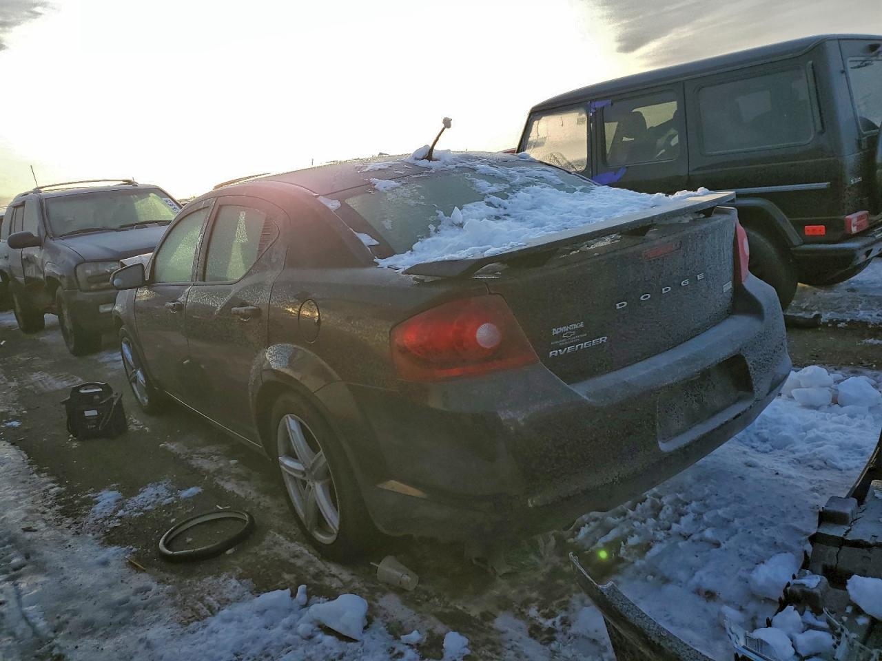2011 DODGE Avenger