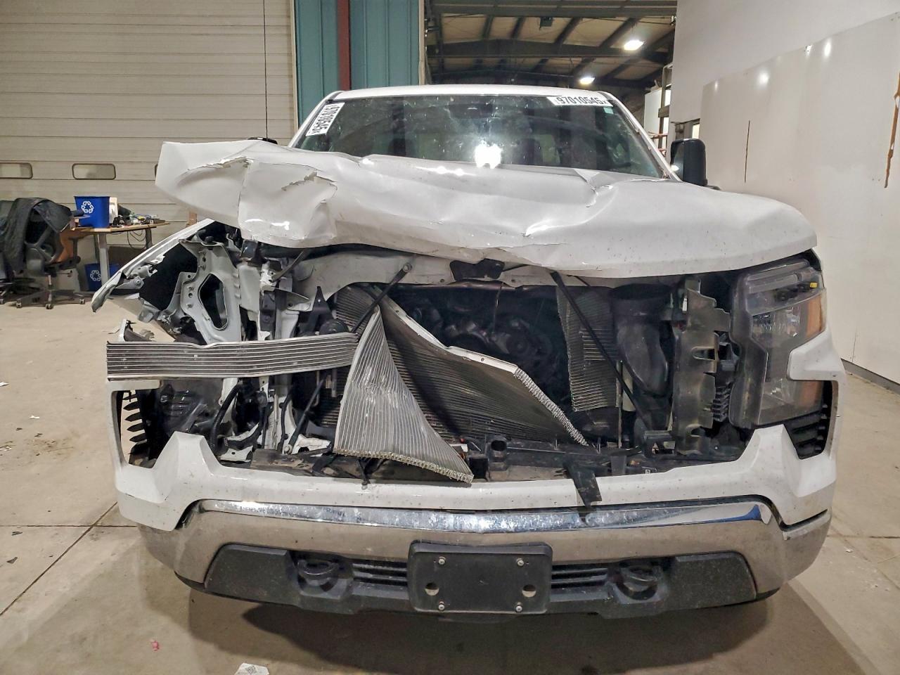 2023 CHEVROLET Silverado