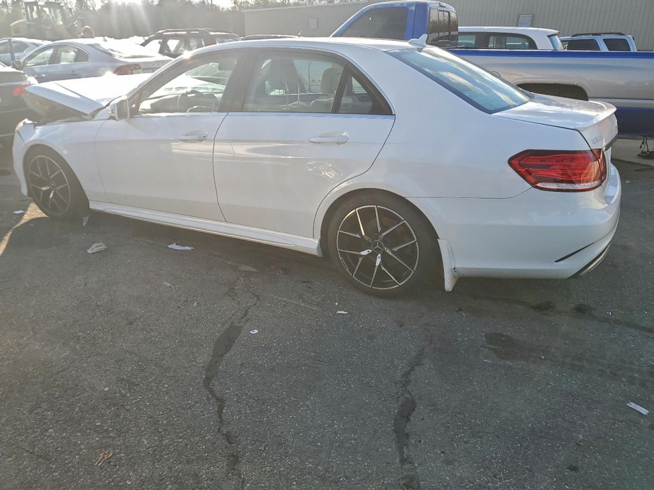 2014 MERCEDES-BENZ E-Class