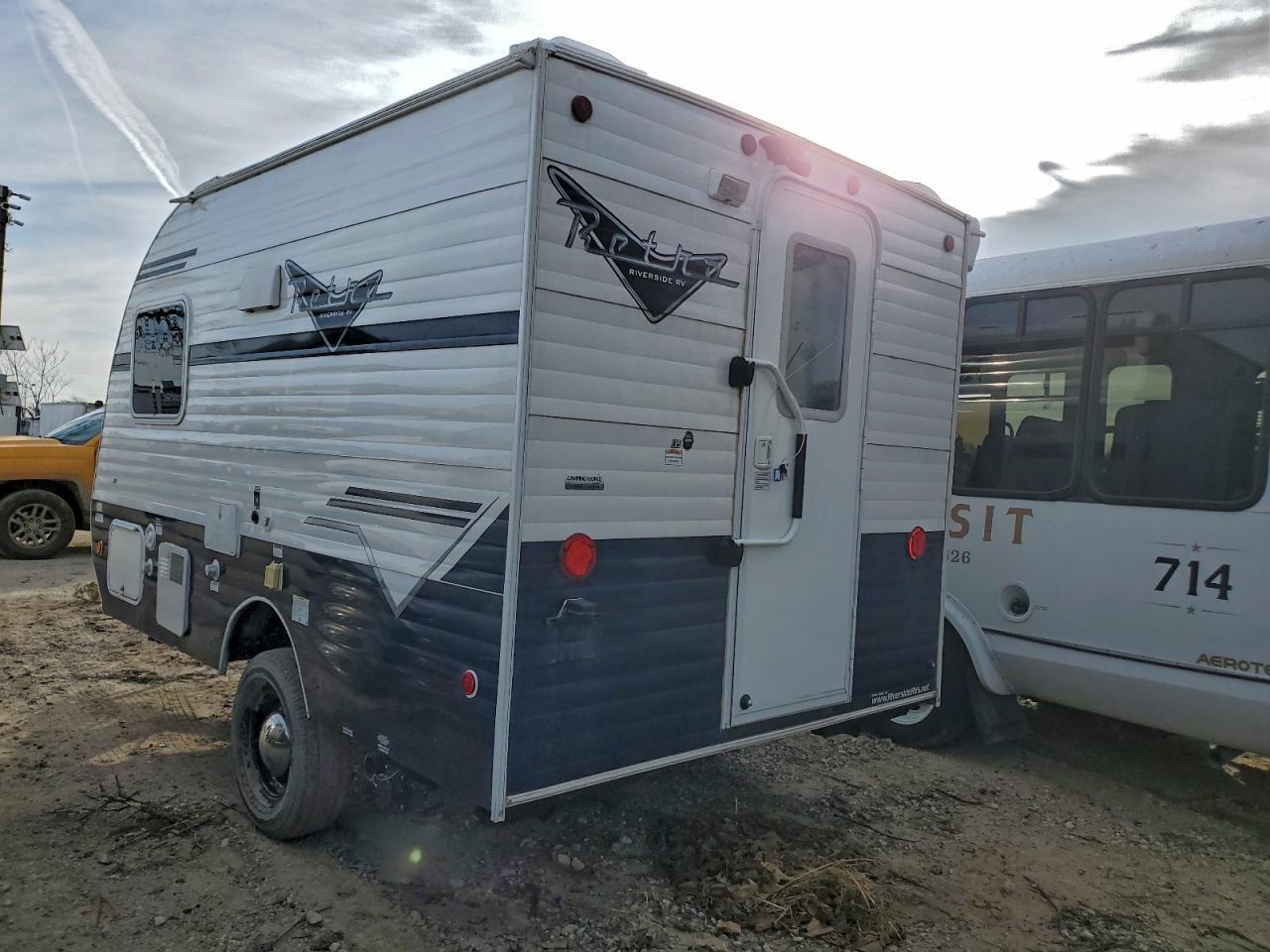 2021 Riverside Retro