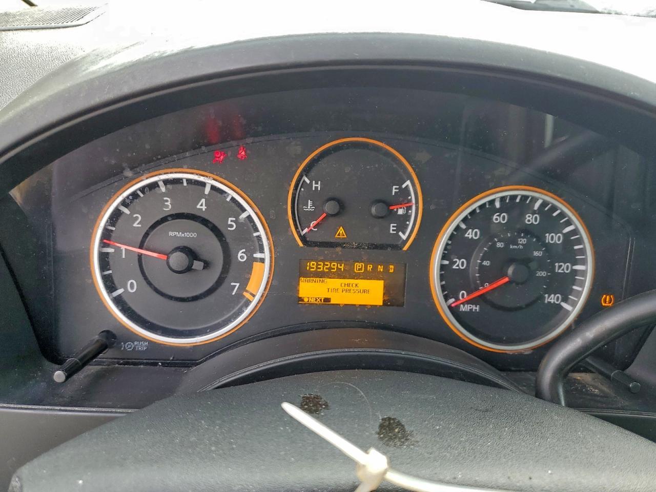2011 NISSAN Titan
