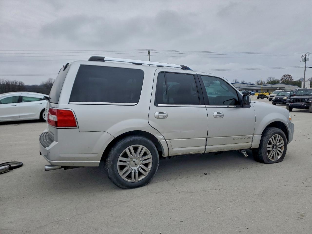 2010 LINCOLN Navigator