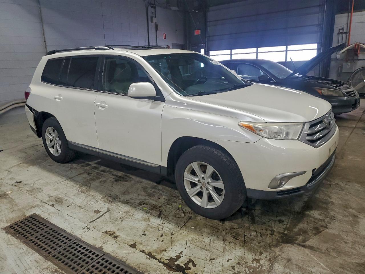 2012 TOYOTA HIGHLANDER