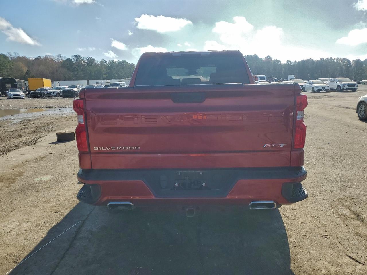 2024 CHEVROLET Silverado