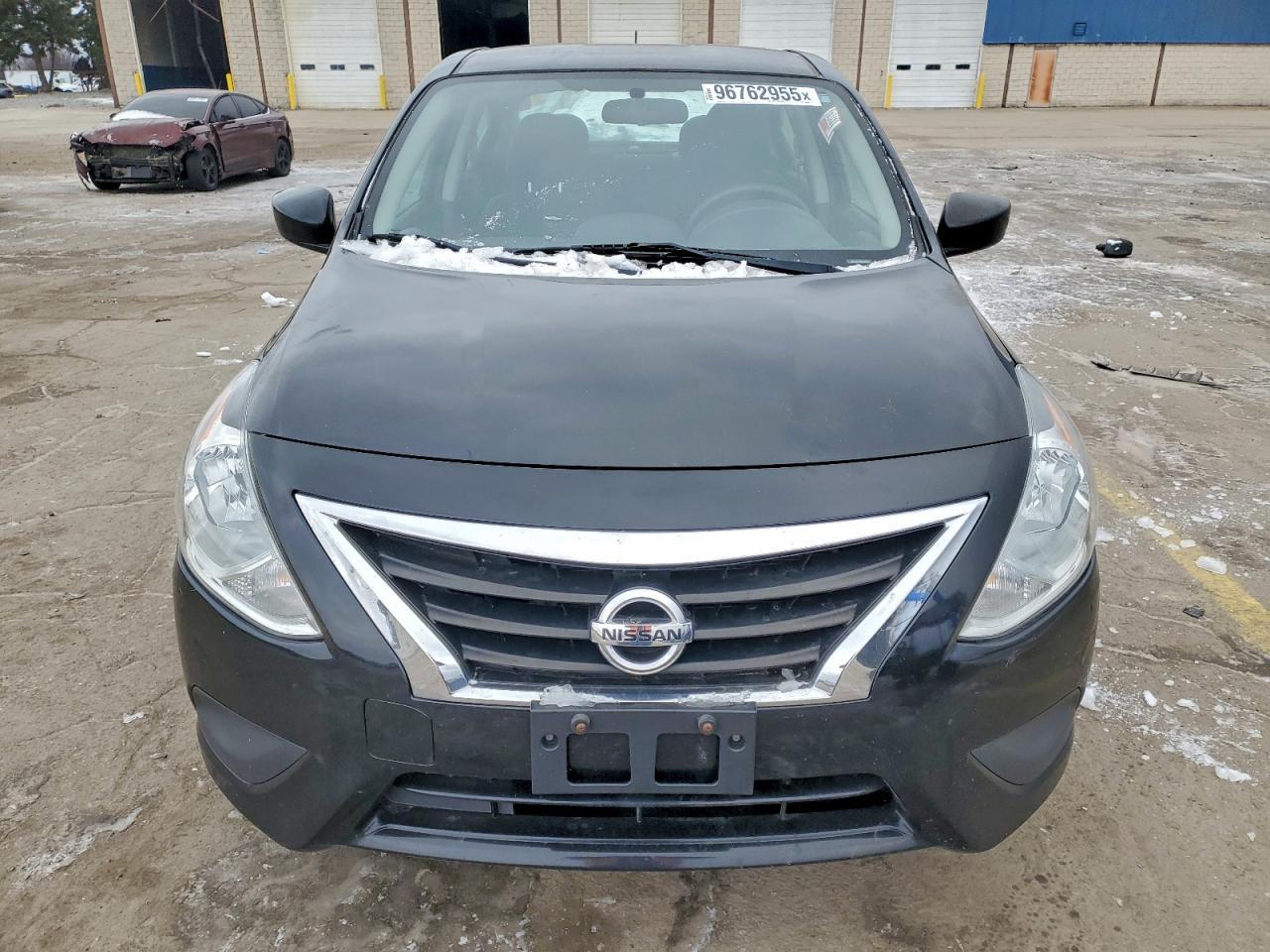 2019 NISSAN VERSA