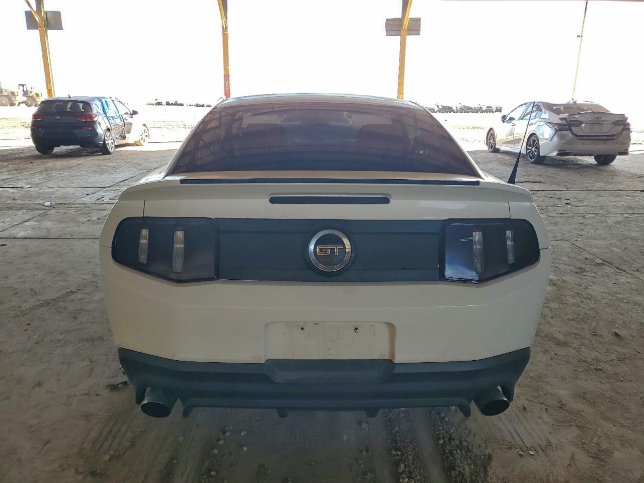 2011 FORD MUSTANG