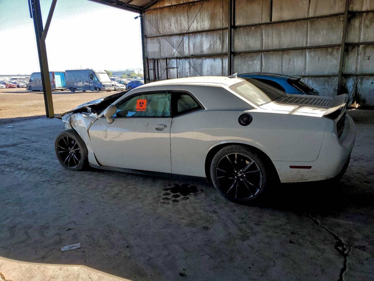 2017 DODGE Challenger