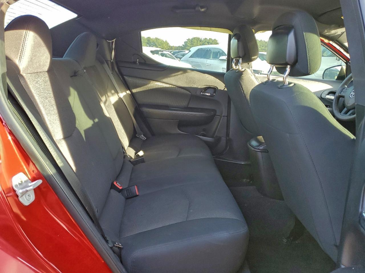 2013 DODGE Avenger