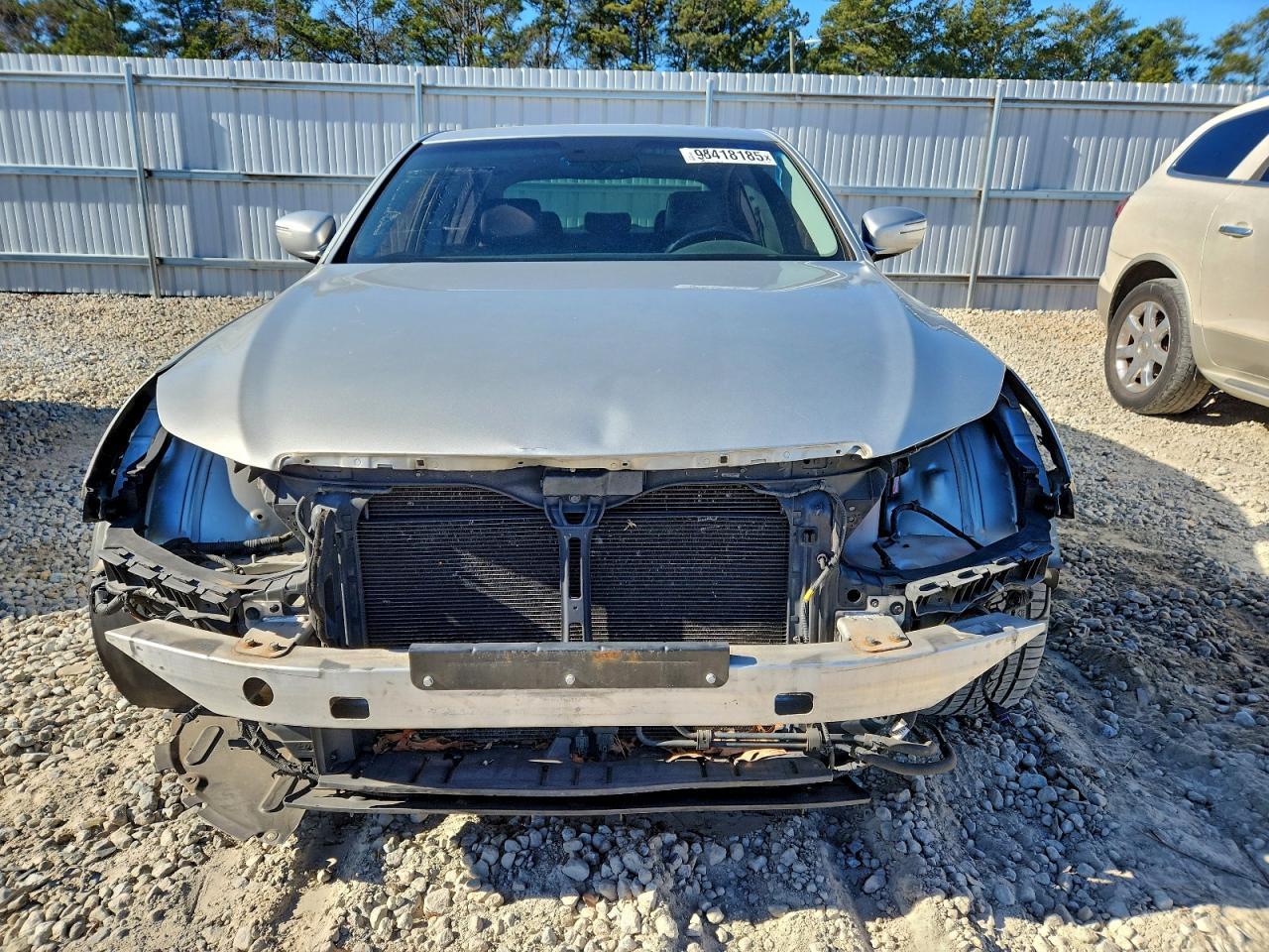 2011 HYUNDAI GENESIS