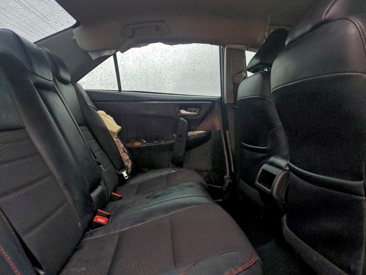 2016 TOYOTA CAMRY