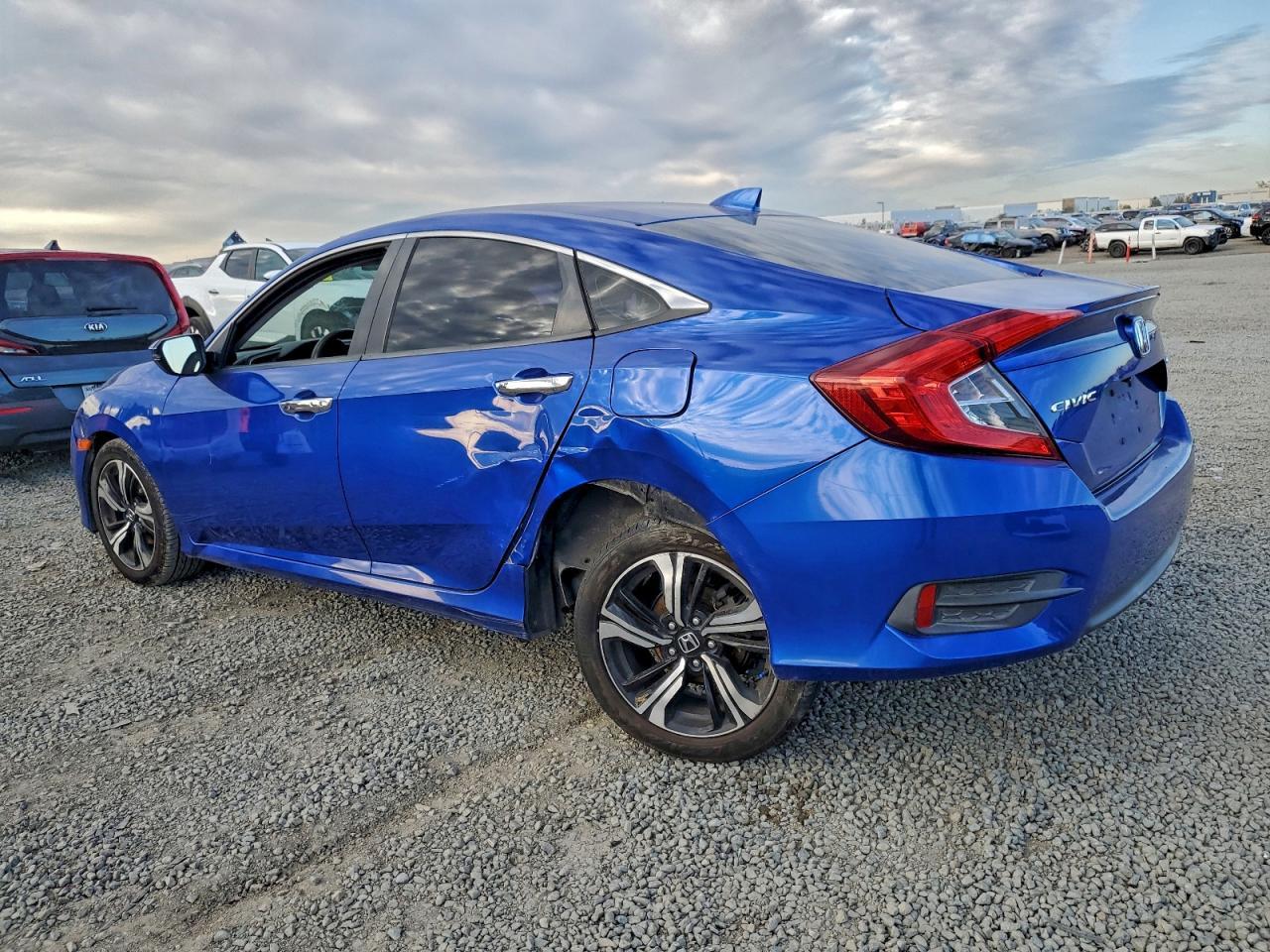 2016 HONDA CIVIC