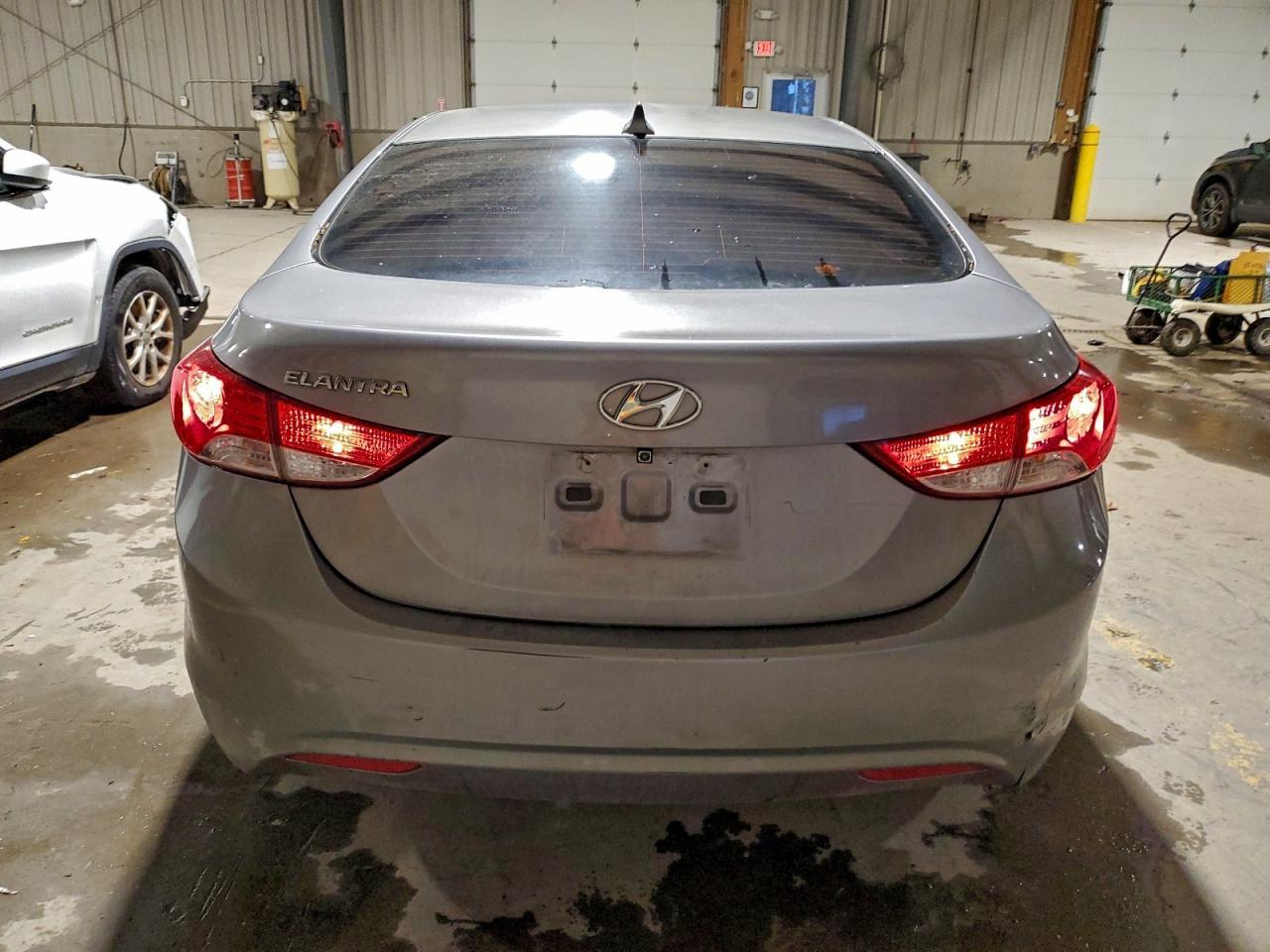 2011 HYUNDAI ELANTRA