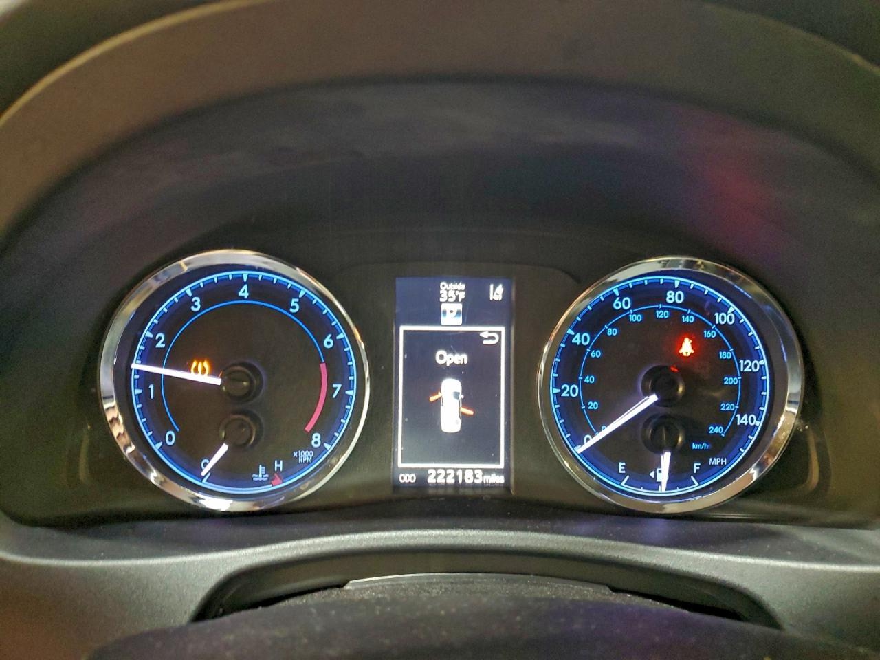 2017 TOYOTA COROLLA