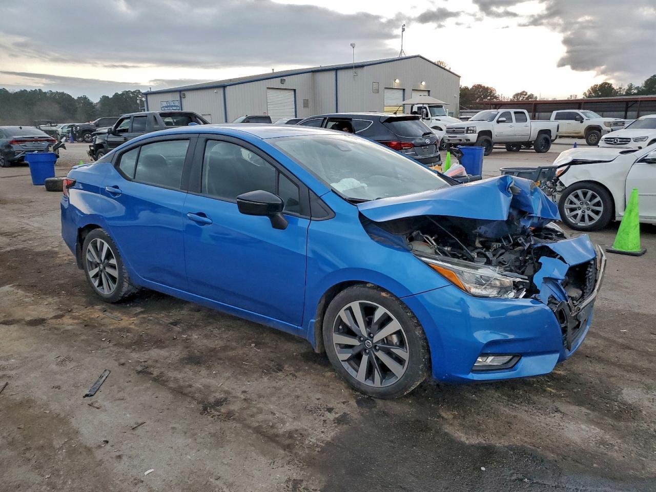 2020 NISSAN VERSA