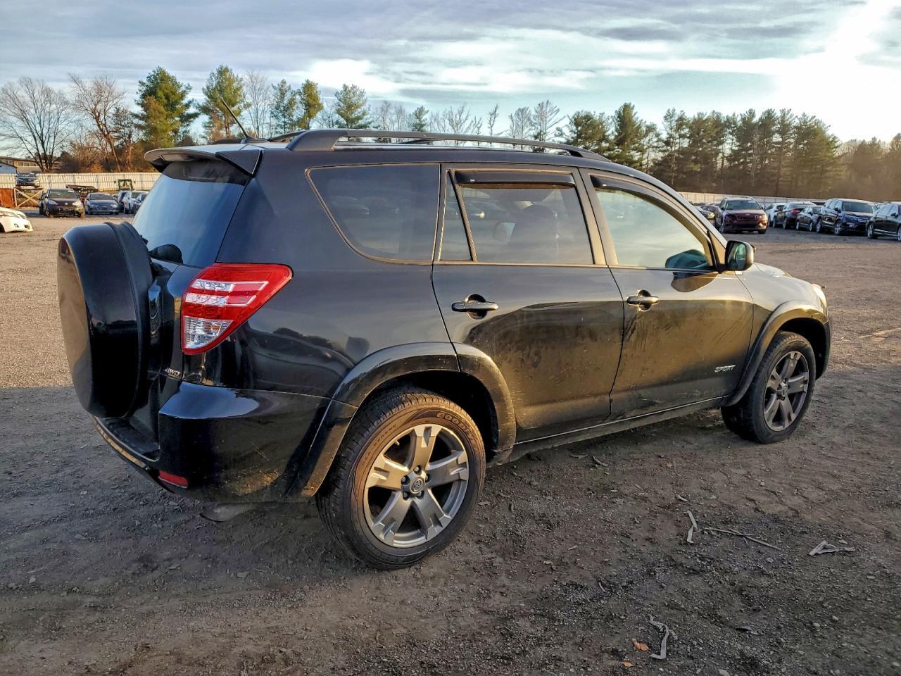 2011 TOYOTA RAV4