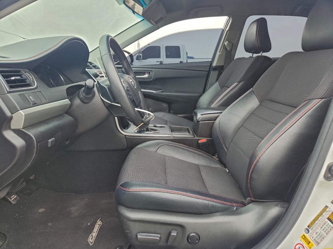2017 TOYOTA CAMRY
