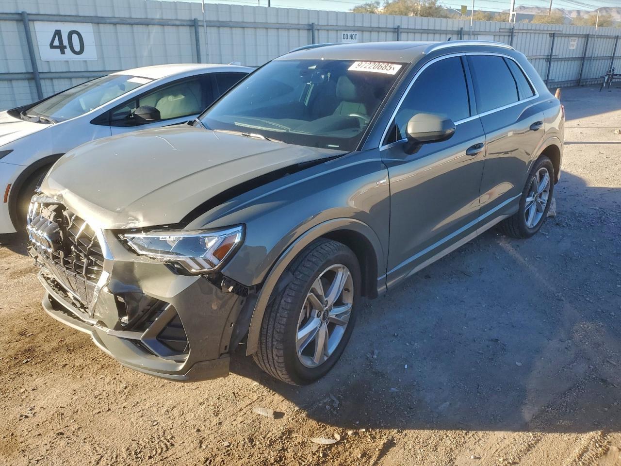2022 AUDI Q3