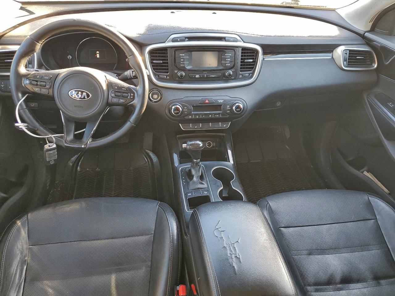 2016 KIA SORENTO