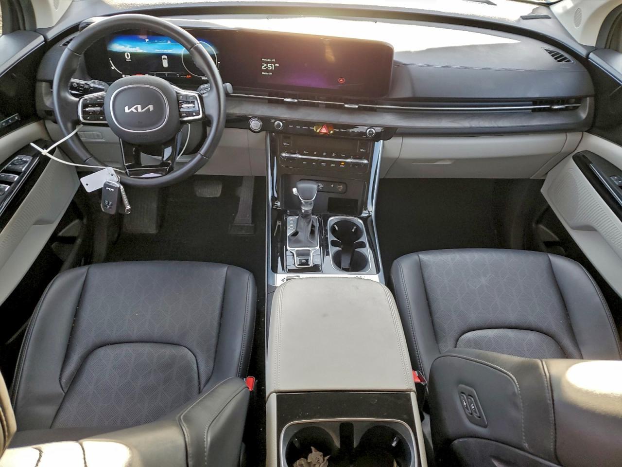 2023 KIA Carnival