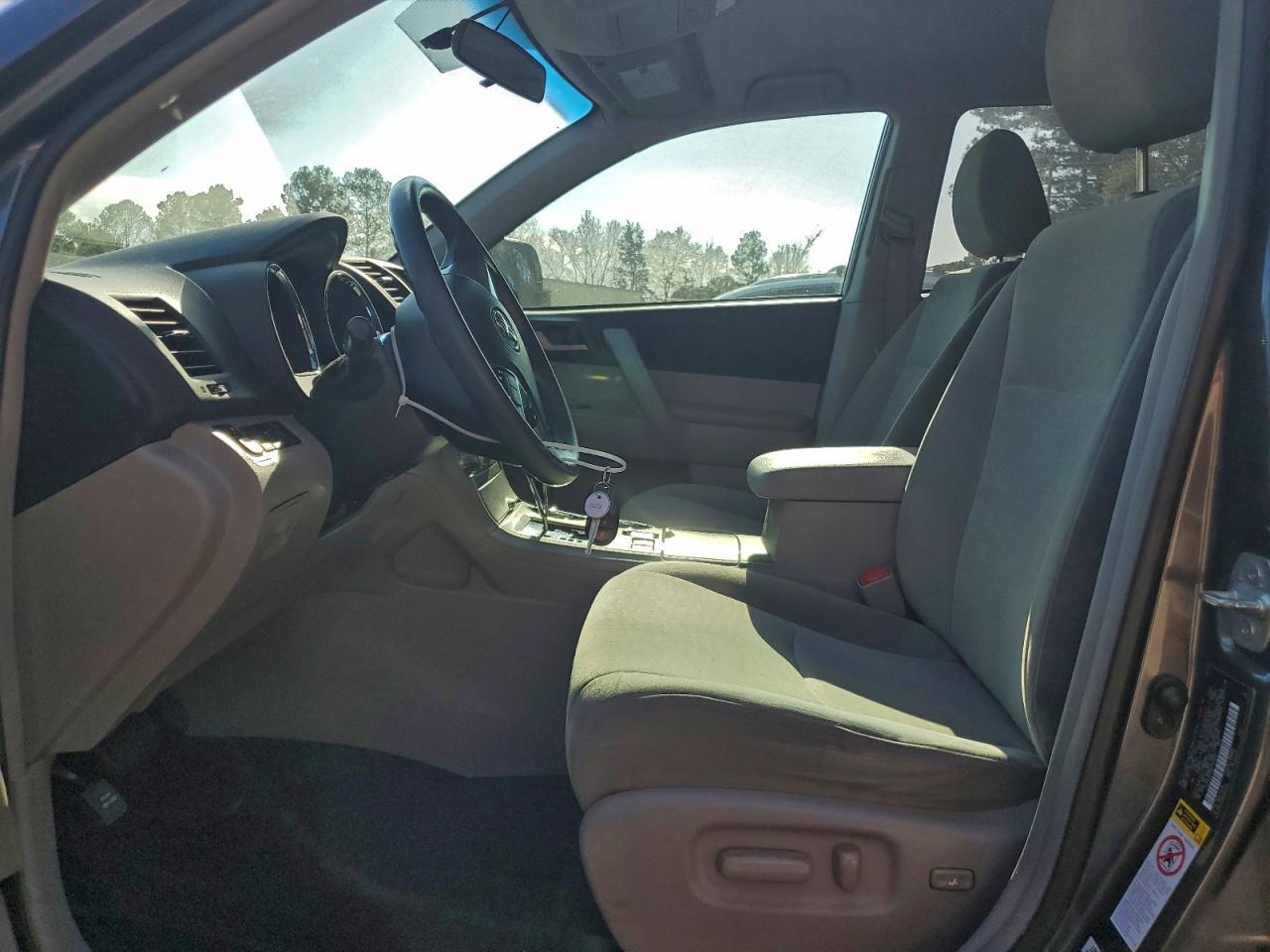 2013 TOYOTA HIGHLANDER