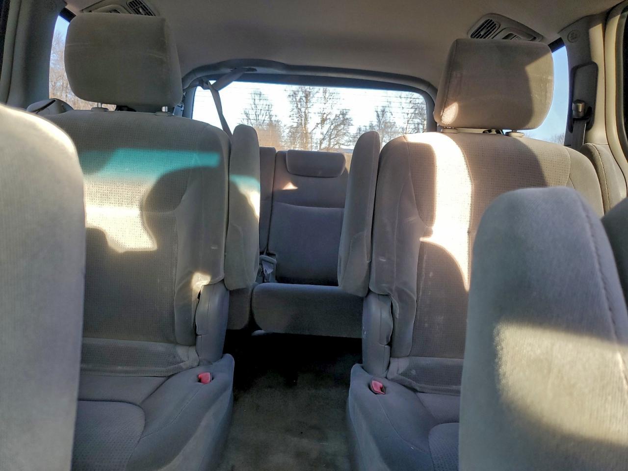 2005 TOYOTA SIENNA
