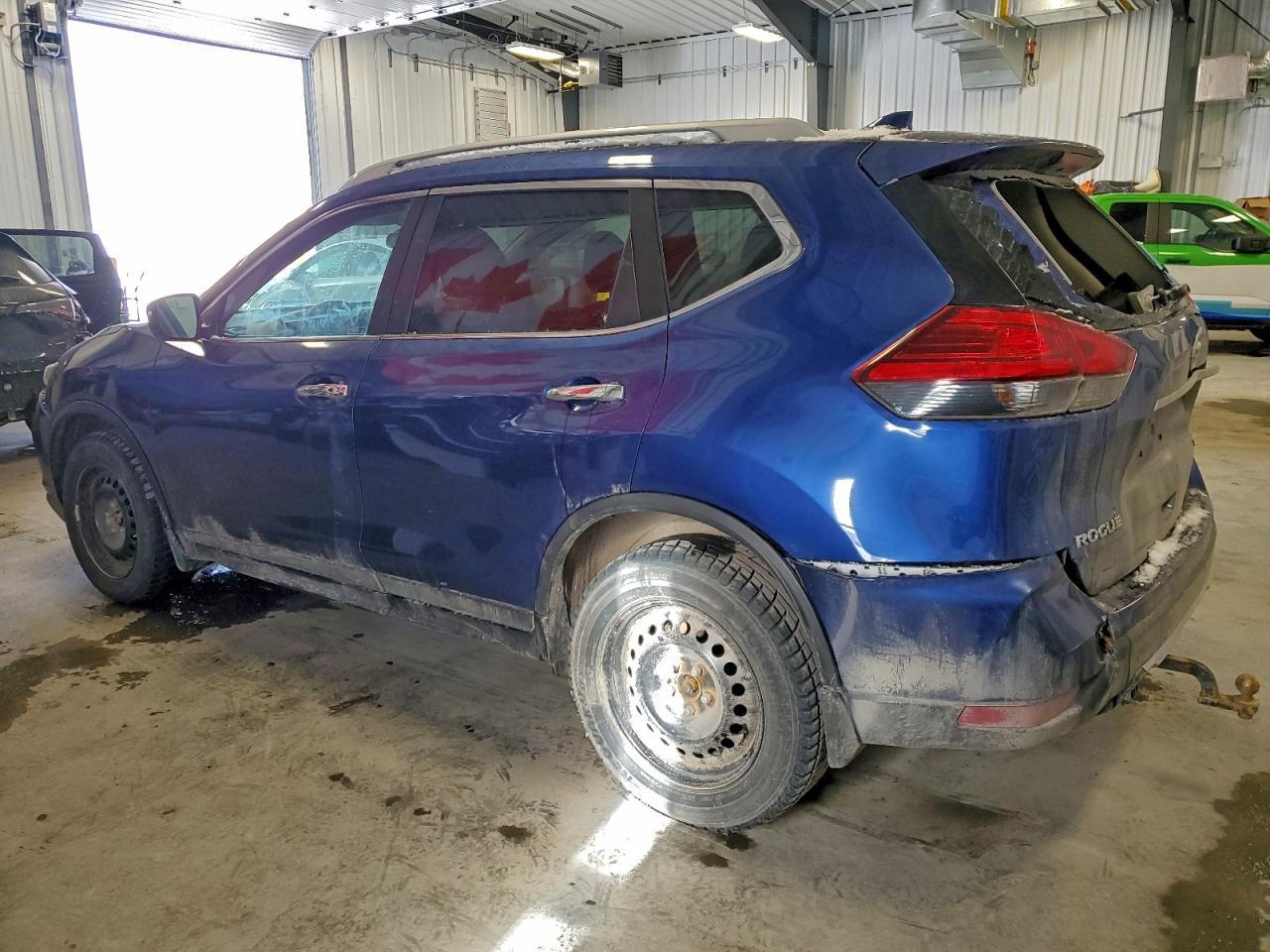 2017 NISSAN ROGUE