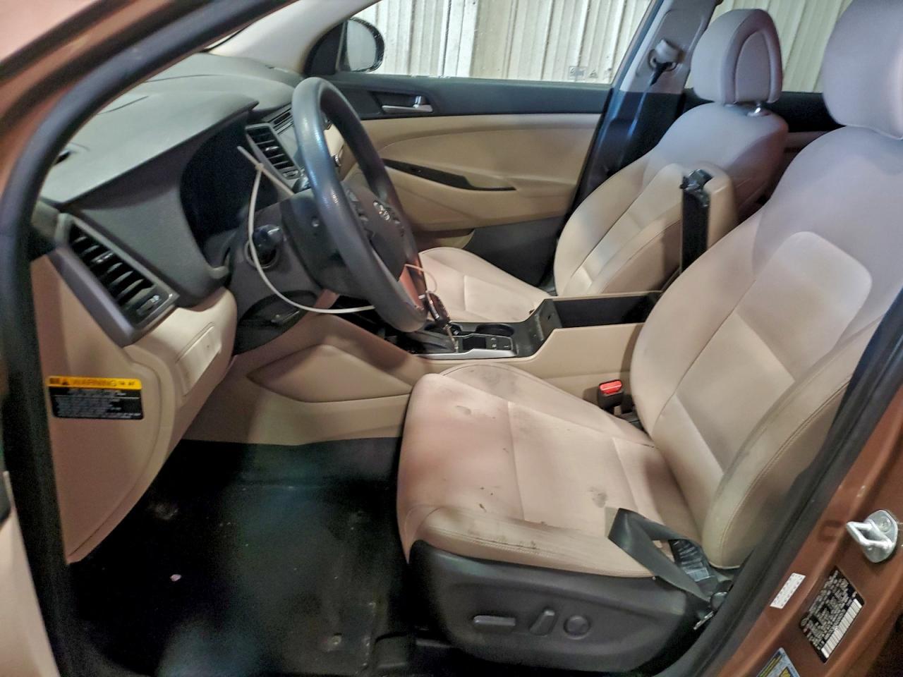 2016 HYUNDAI TUCSON