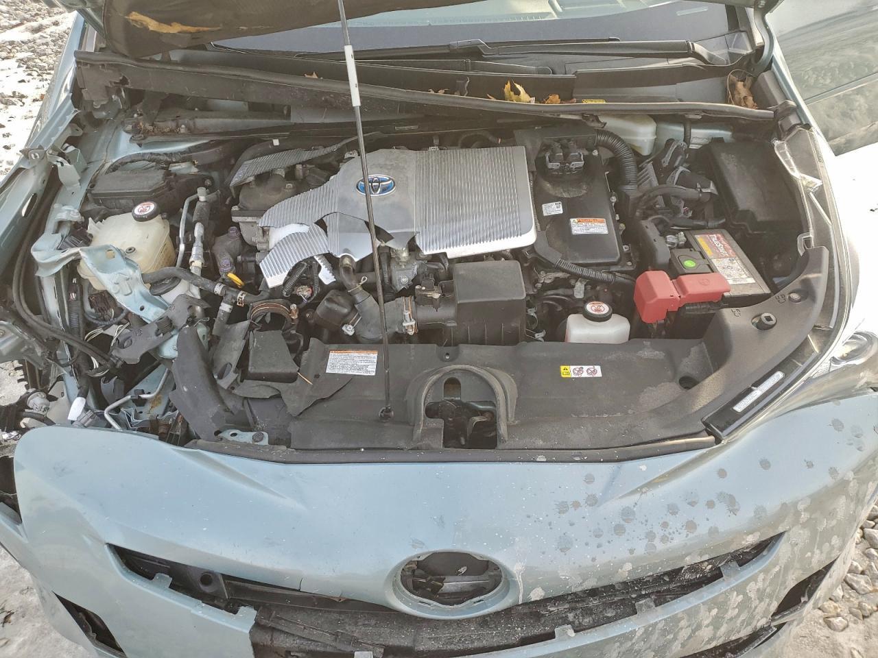 2017 TOYOTA PRIUS