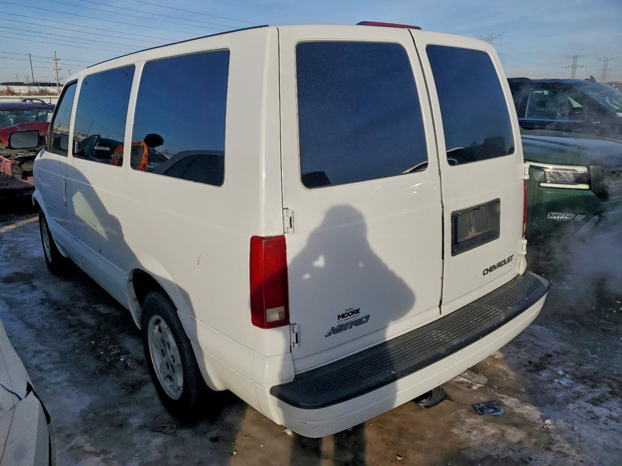 2004 CHEVROLET Astro