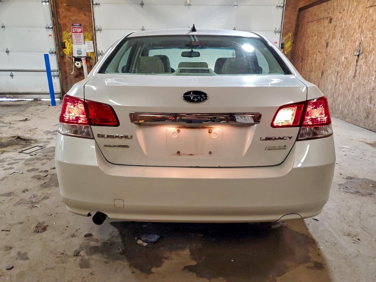 2012 SUBARU Legacy
