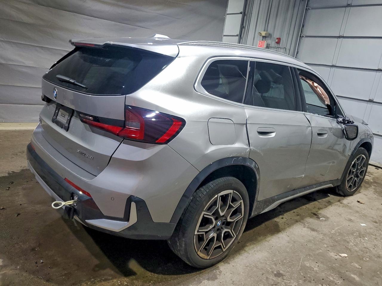2025 BMW X1